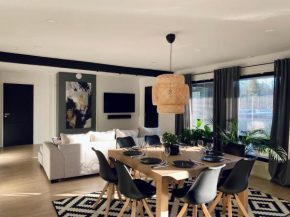 Idyllic Villa Unikko With Jacuzzi And Sauna in Pori